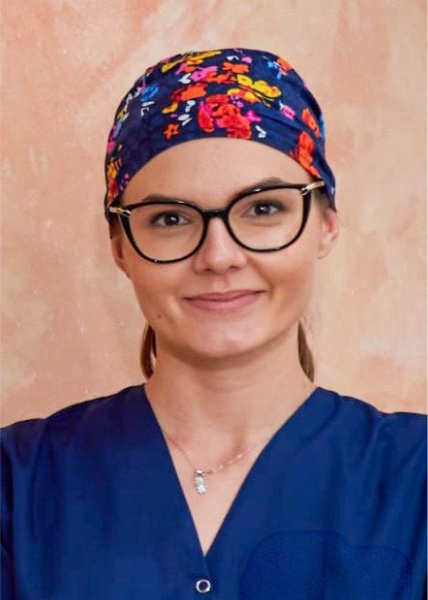 Dr Raluca Mocanu - clinica dentara Dental Paradis Corbeanca Bucuresti